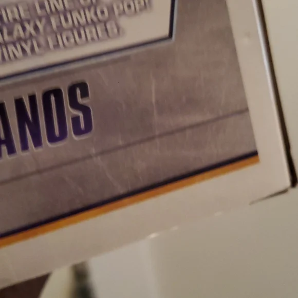 Thanos (Glow in the Dark) Entertainment Earth Exclusive - 6 Inch Glow in Dark - Picture 6 of 10